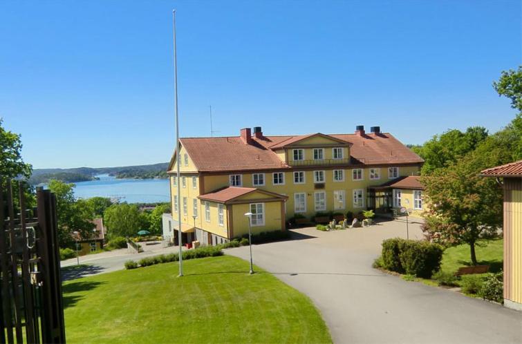 Stf Ljungskile Folkhogskola Hostel And Hotel Exterior photo